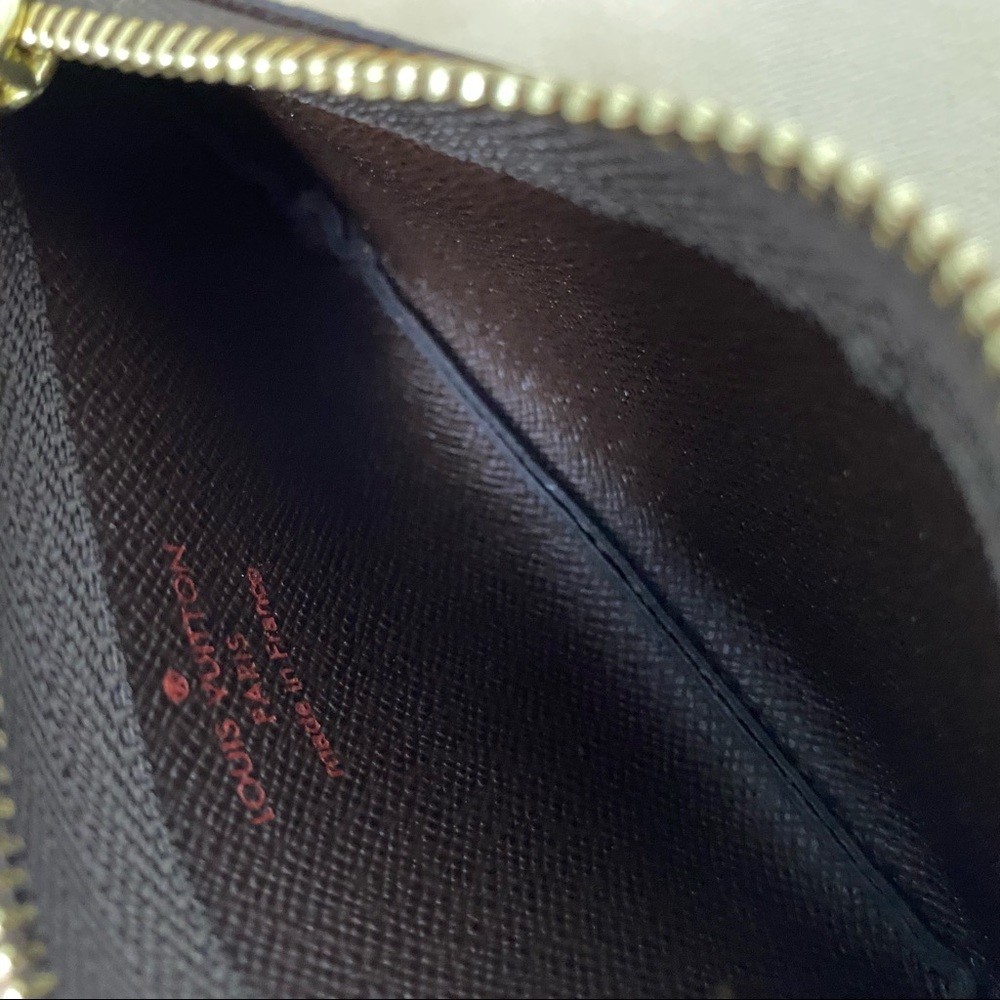 Louis Vuitton Damier Ebene Key Pouch - Picture 5 of 15